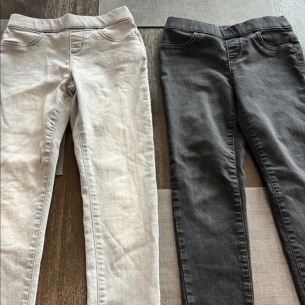 Place brand size 10 gray and black jeggins